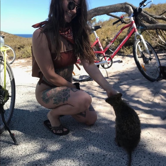 Cheers! - Picture 2 of 2